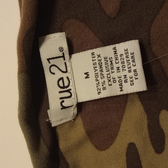 NWT rue 21 double lined mini sleeveless tube dress,size medium, army print - Picture 4 of 4